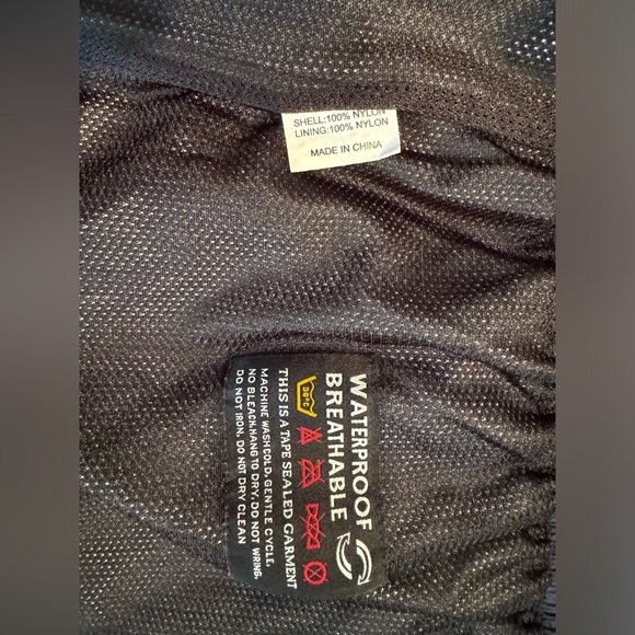 Windward Gear ”A Chapin Company”, Waterproof Breathable Windbreaker Pants! - Picture 9 of 12